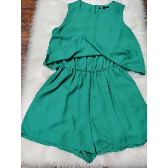 Gibson x Living in Yellow Dahlia Sleeveless Layered Romper Green Women's Size S - Picture 9 of 16